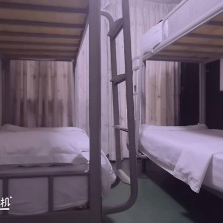 Central Vienna Hotel Vientiane Bagian luar foto