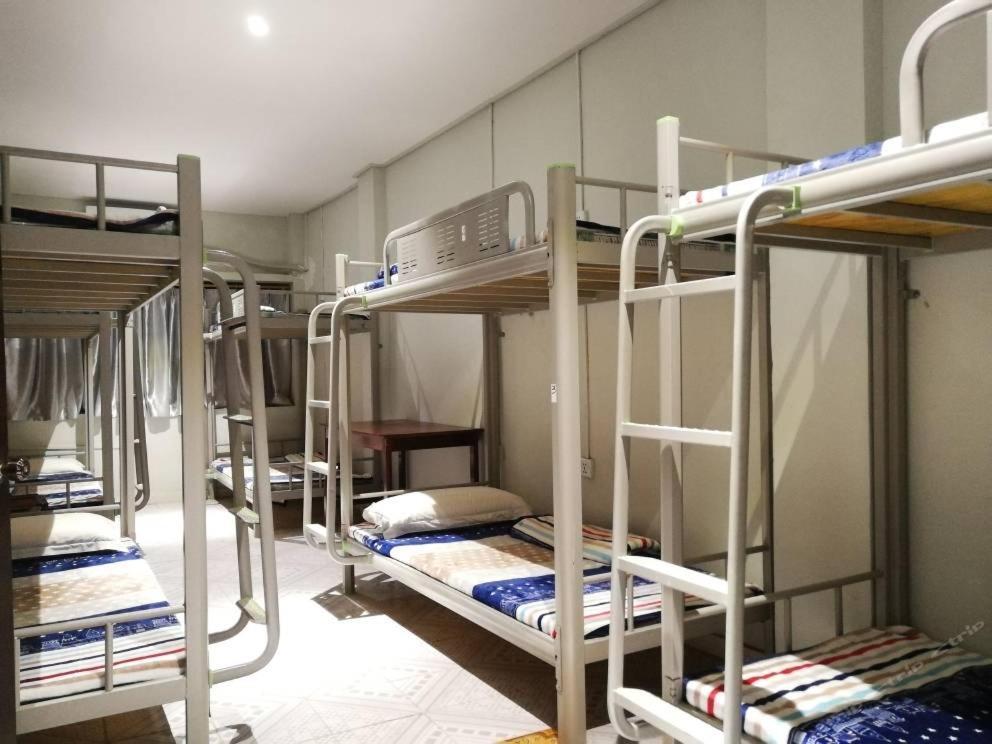 Central Vienna Hotel Vientiane Bagian luar foto