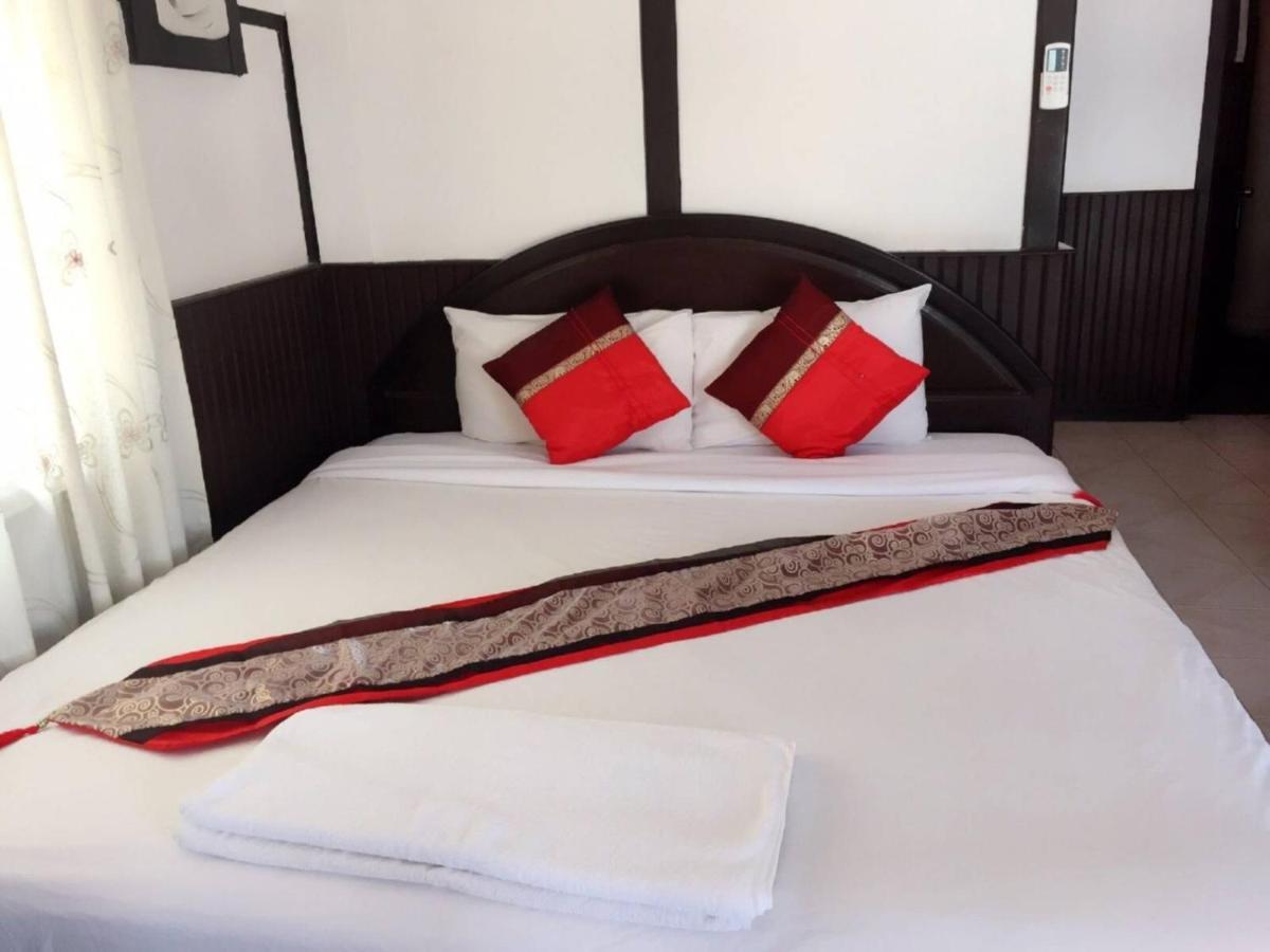 Central Vienna Hotel Vientiane Bagian luar foto